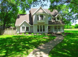 1714 Daniel St, Liberty, TX 77575