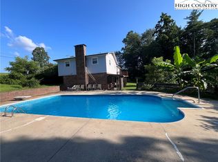 1614 Brown Orchard Dr, Morganton, NC 28655