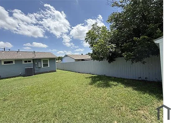 12313 Oberlin Dr — Photo 16
