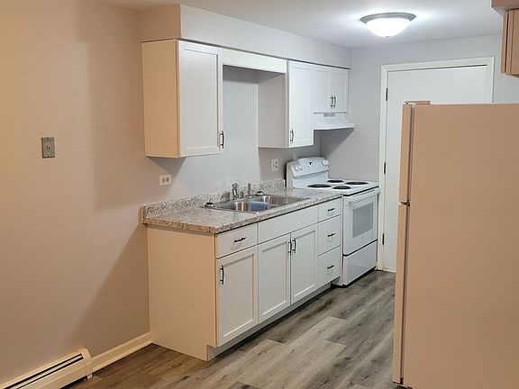 4th image of 148 Orchard Ct APT 1