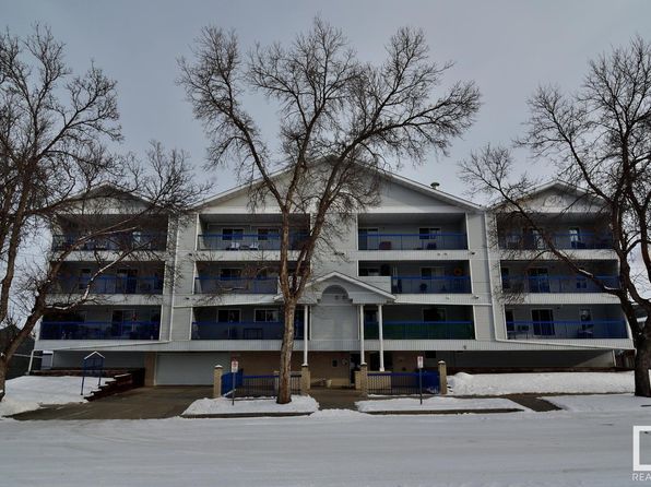 5212 48th Ave #301, Wetaskiwin, AB T9A 0N3