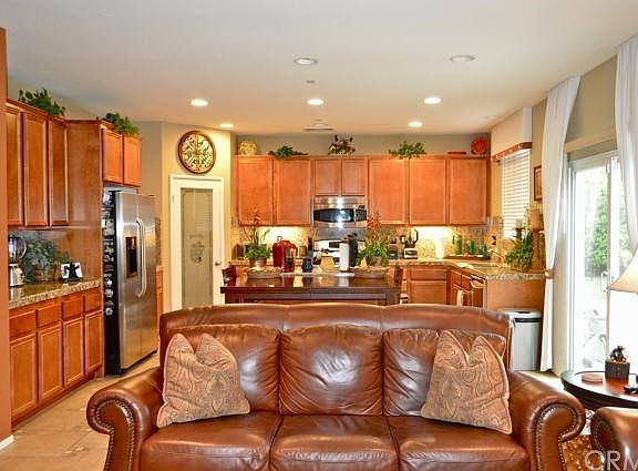 4th image of 1073 Eden Valley Way