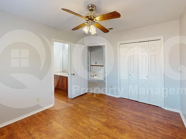 7913 Rice Dr — Photo 13