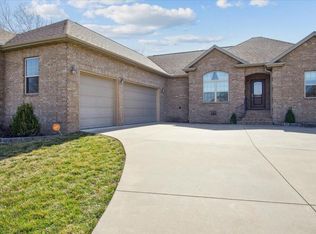 1294 E Ogorman Ct, Springfield, MO 65803