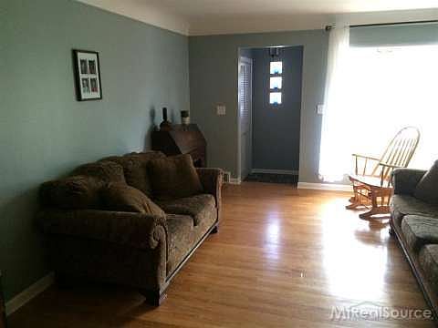 5th image of 21647 Ardmore Park Dr