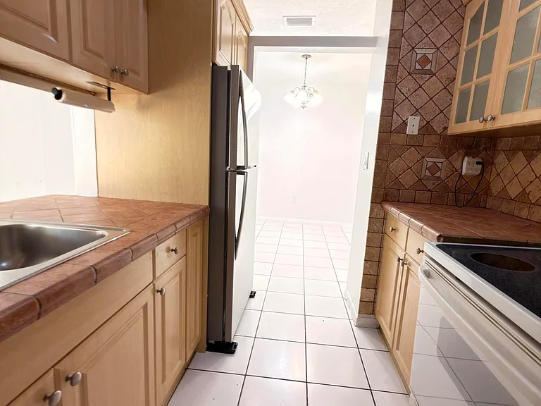 15605 SW 74th Circle Dr #4 — Photo 10