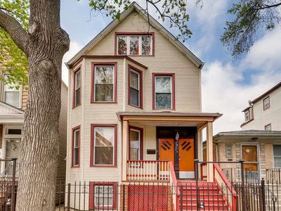 2922 N Dawson Ave, Chicago, IL, 60618
