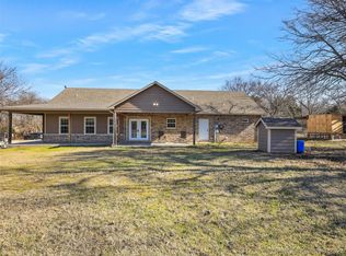 6335 Dickson Rd, Ardmore, OK 73401