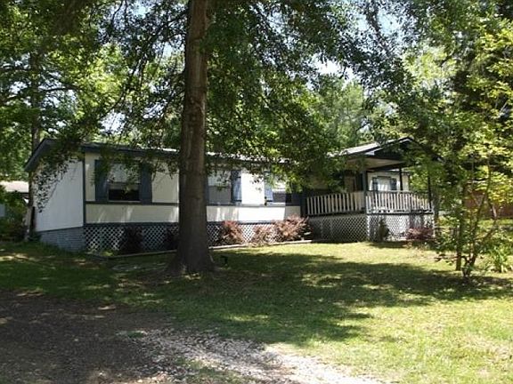 4th image of 255 Woodland Est