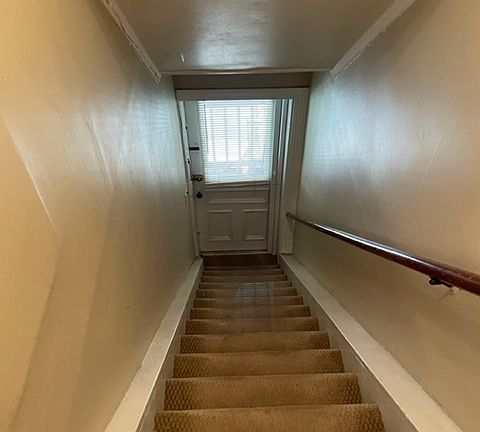 3rd image of 165 Phila St APT 3