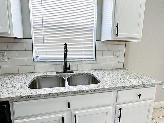 3rd image of 3409 Benson Park Blvd