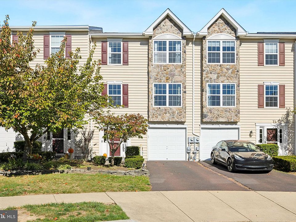 1st image of 1017 Balley Dr
