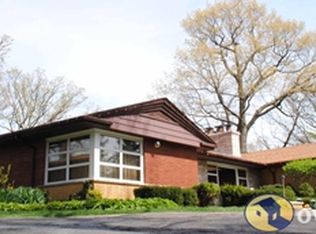 9312 W 123rd St, Palos Park, IL 60464
