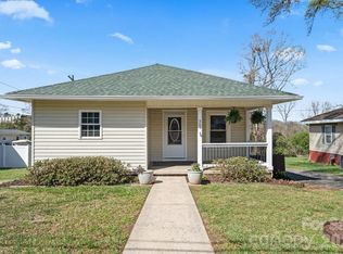 305 Linestowe Dr, Belmont, NC 28012