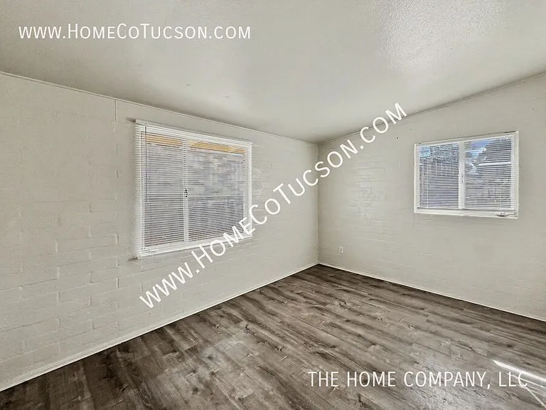 118 W 5th Ave — Photo 16