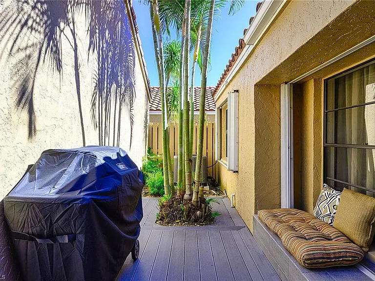 772 Reef Point Cir #55 — Photo 4