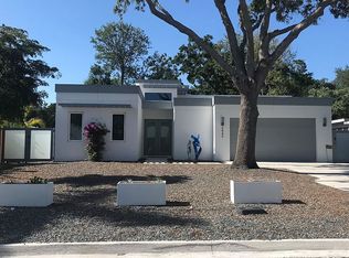 2449 Hawthorne St, Sarasota, FL 34239