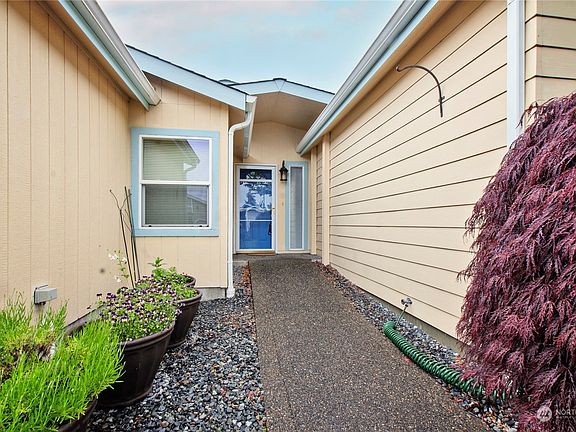 2nd image of 8026 18th Lane SE #131