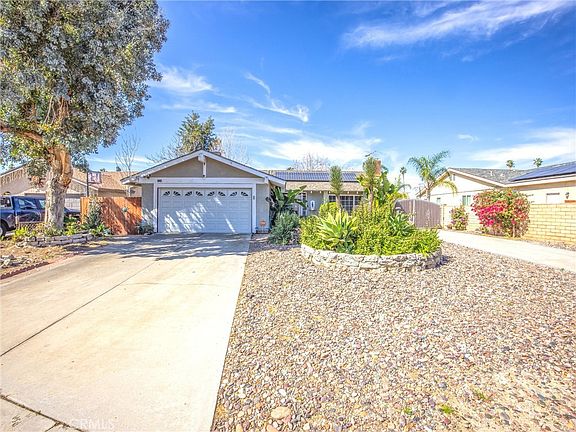 4th image of 1539 Robyn St