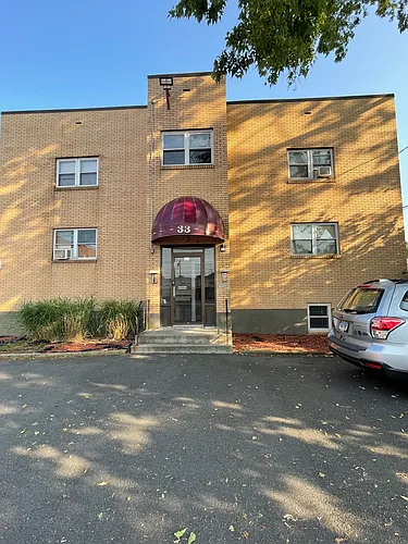 33 Burnside Ave Photo 1