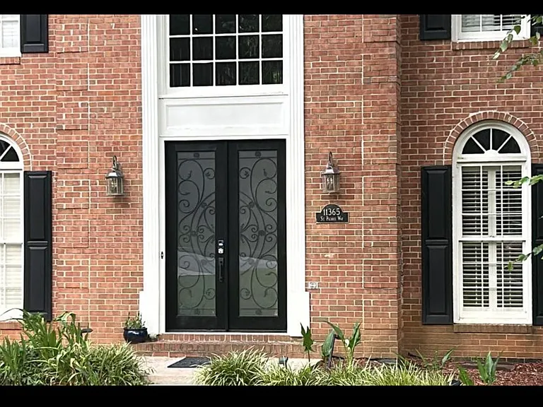 11365 Saint Patrice Way — Photo 2