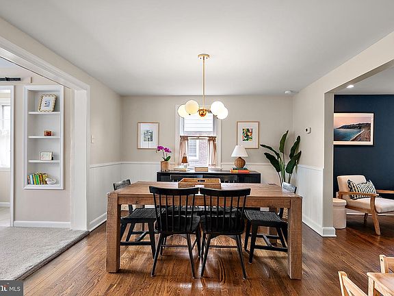 5th image of 308 W Delaware Ave