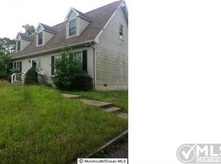 330 Matchaponix Rd, Monroe Township, NJ 08831