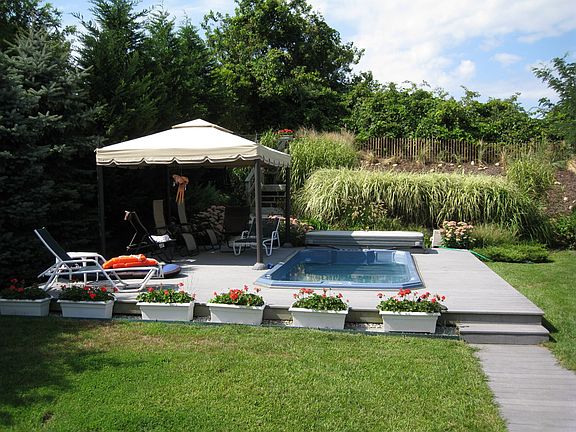 endless pool/ hot tub