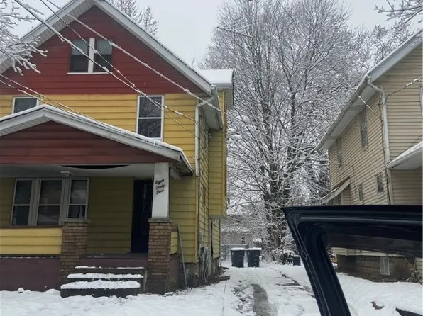 844 Chalker St, Akron, OH 44310
