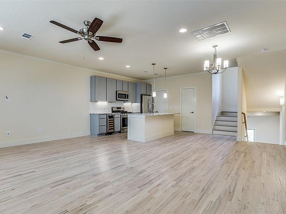 3rd image of 4316 Hartford St #11
