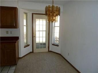 5th image of 1370 NW Jefferson Ct