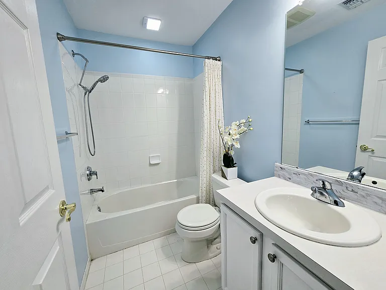 324 Winthrop Dr — Photo 15