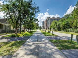 447 W 22nd St, Houston, TX 77008