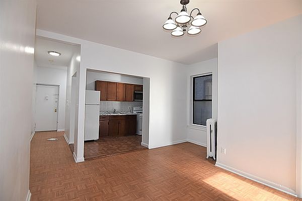 1st image of 527 W 160th St #3BB