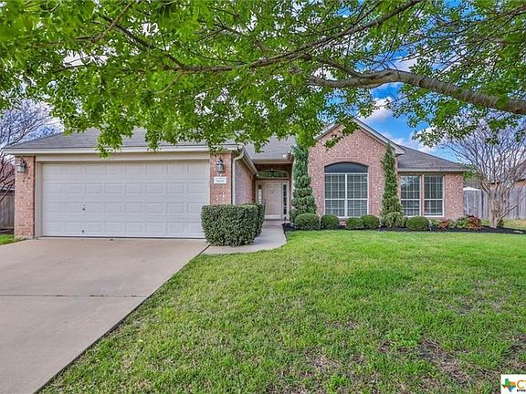 2nd image of 908 Woodhollow Dr
