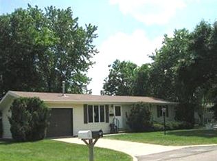 127 Hillhaven Dr, Forest City, IA 50436