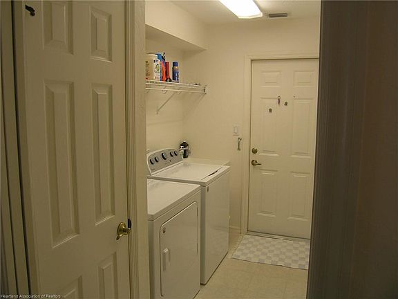 5th image of 38 Grandview Blvd