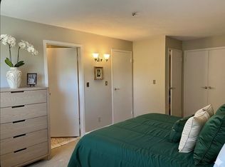 595 Revere Beach Pkwy APT 39, Revere, MA 02151