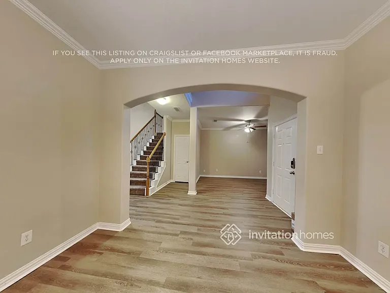 2206 Kingsley Dr — Photo 6