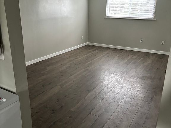 5th image of 669 Gibbard Ave APT D