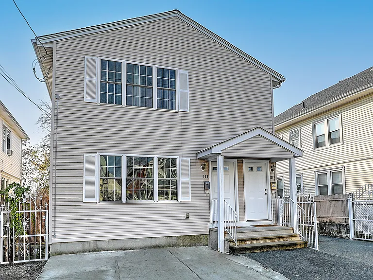 164 Dora St #2 — Photo 4