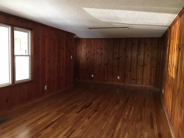 1399 Franklin Road Pelham (Just off tank farm exit) — Photo 3