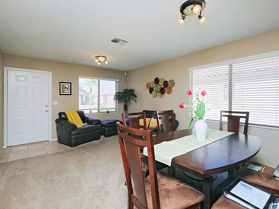 4th image of 819 E Monona Dr