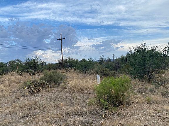 Looking SE
