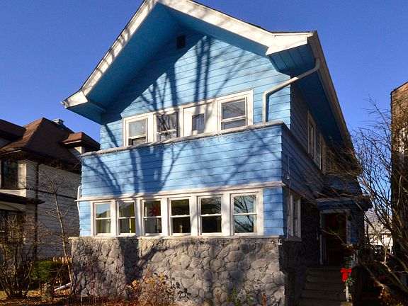 2nd image of 1252 W Glenlake Ave