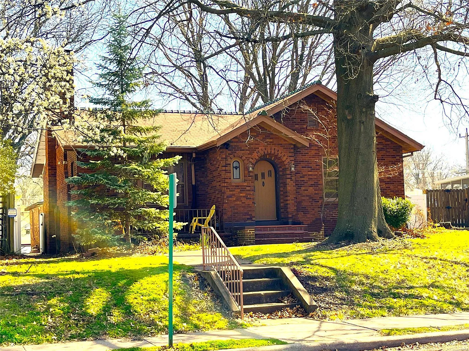 210 S Jackson St photo 1