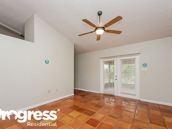 4th image of 2698 Arron Ct
