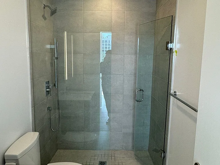 500 Dupont St #315 — Photo 16