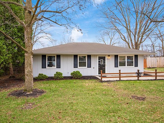 2nd image of 554 Wagon Wheel Ln