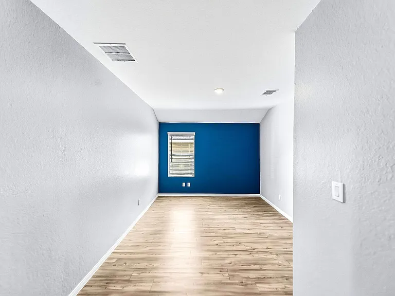 6827 Pail Pl — Photo 23